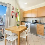 Apartamento Karol Vaz 4 *